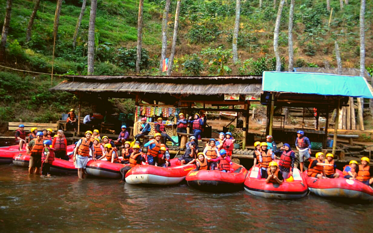 Wisata Fun Rafting Pangalengan Bandung Fantastrip Indonesia