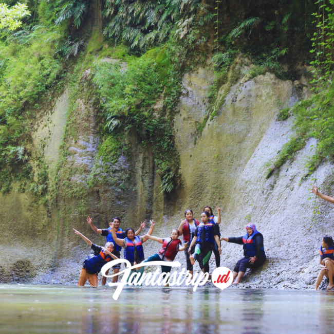 paket-wisata-body-rafting-ciwayang-pangandaran-jawa-barat