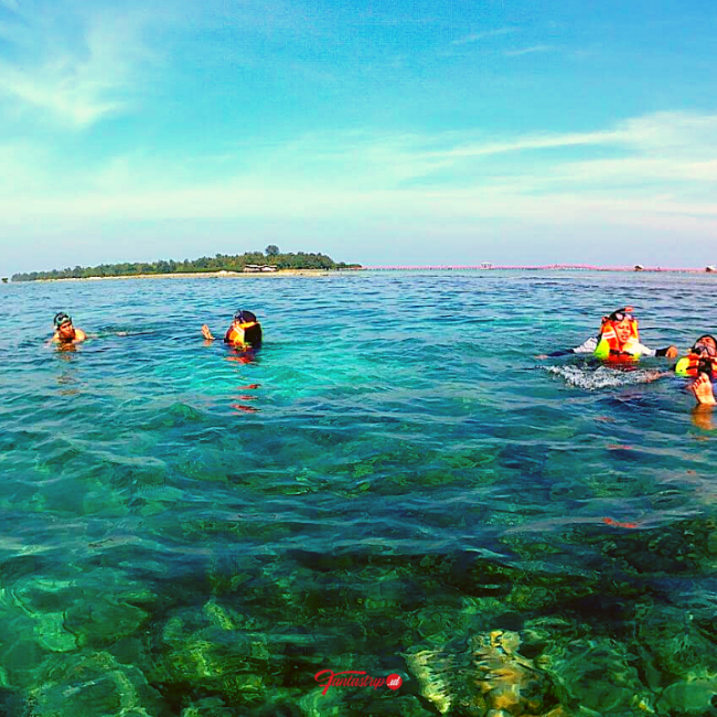 wisata-pulau-harapan-paket-wisata-open-trip-private-trip-one-day-trip-pulau-harapan