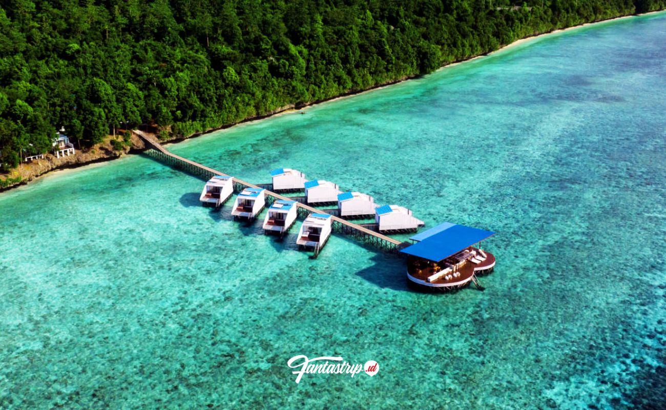 paket-wisata-pulau-derawan-private-trip-arasatu-vila-maratua