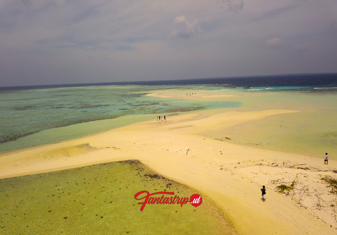 paket-wisata-open-trip-private-trip-pulau-karimunjawa