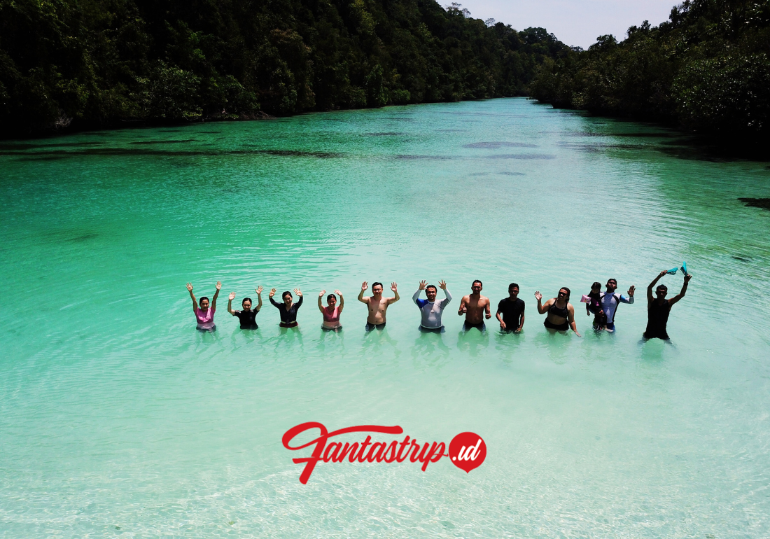 paket-wisata-open-trip-private-trip-pulau-derawan