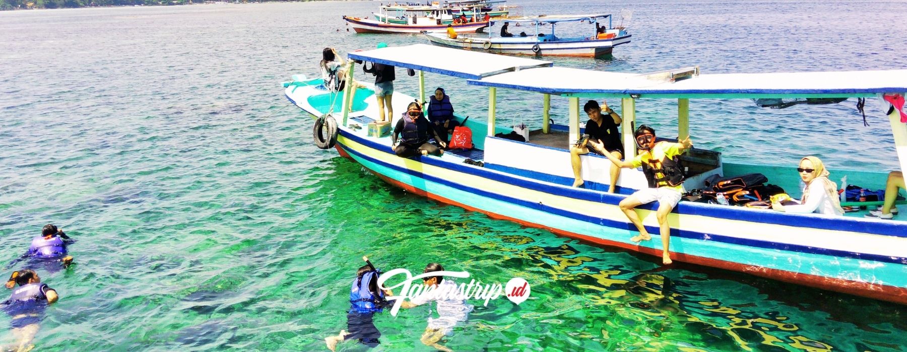 wisata-pulau-pari-paket-wisata-open-trip-private-trip-one-day-trip-pulau-pari-pulau-seribu