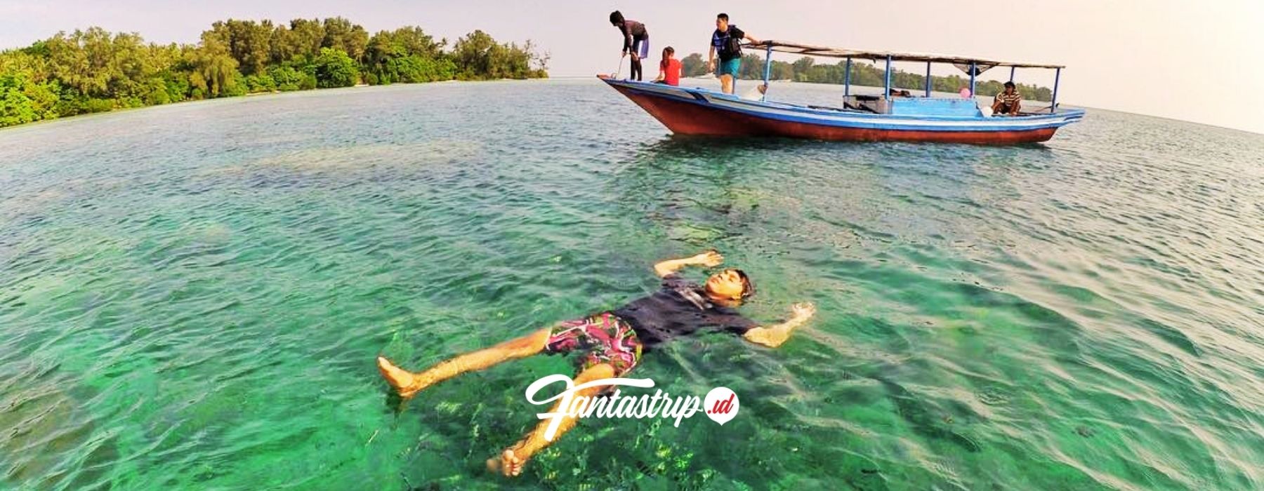 wisata-pulau-pari-paket-wisata-open-trip-private-trip-one-day-trip-pulau-pari-pulau-seribu